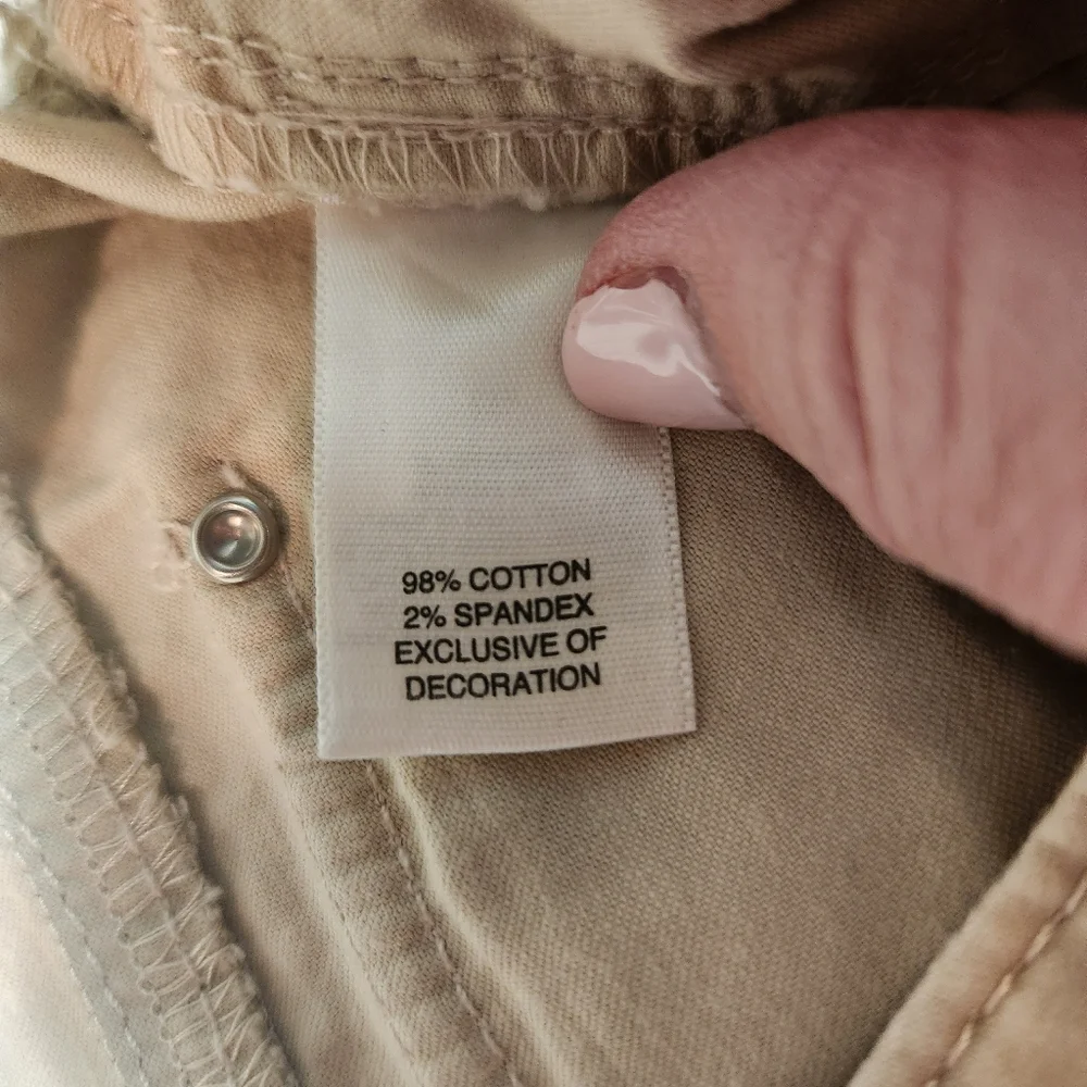 White House Black Market‎ Women's Tan Cargo Bermuda Shorts, Size 6